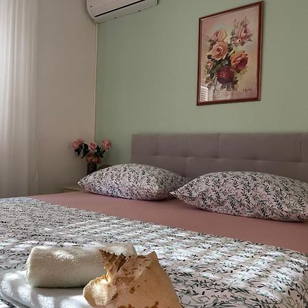 Providenca Apartments Baska Voda Bagian luar foto
