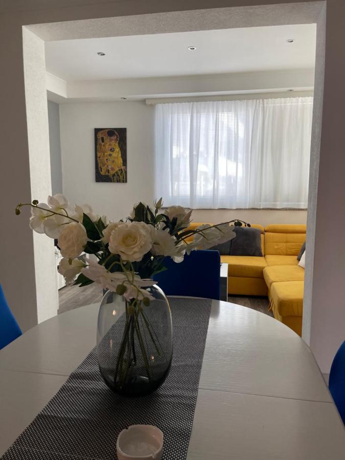Providenca Apartments Baska Voda Bagian luar foto