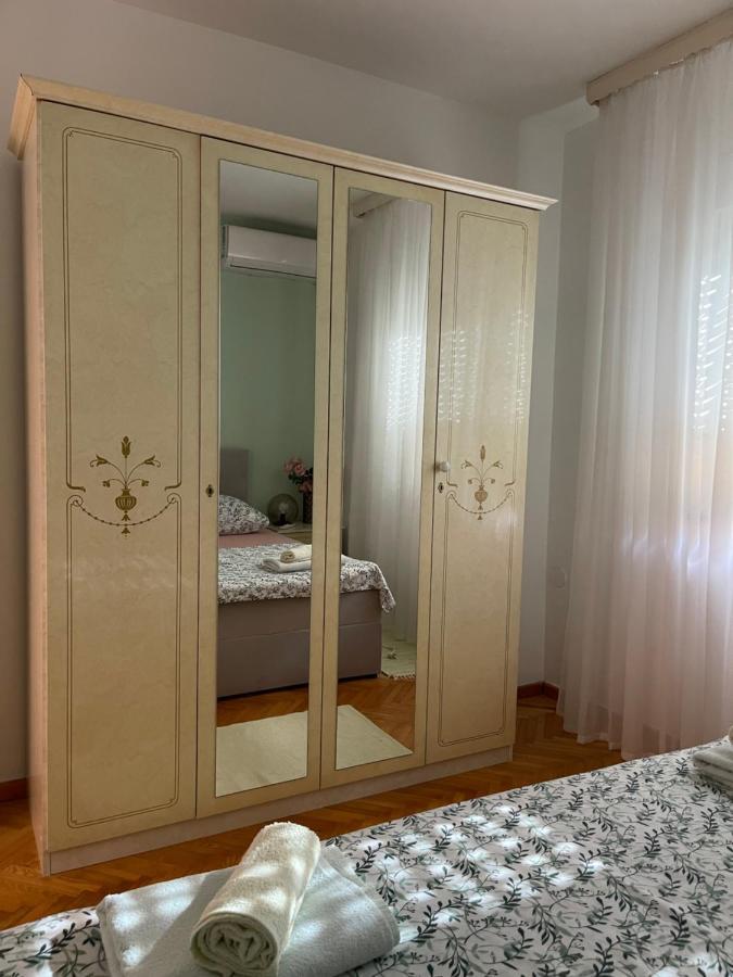 Providenca Apartments Baska Voda Bagian luar foto
