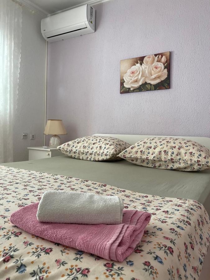Providenca Apartments Baska Voda Bagian luar foto