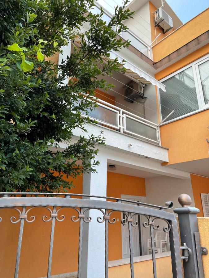 Providenca Apartments Baska Voda Bagian luar foto